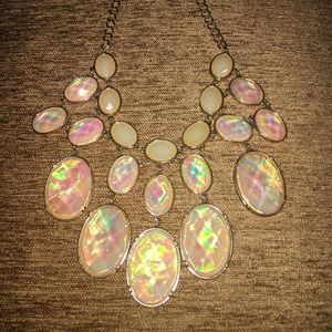 Opal stones necklace with gold hard-wear!