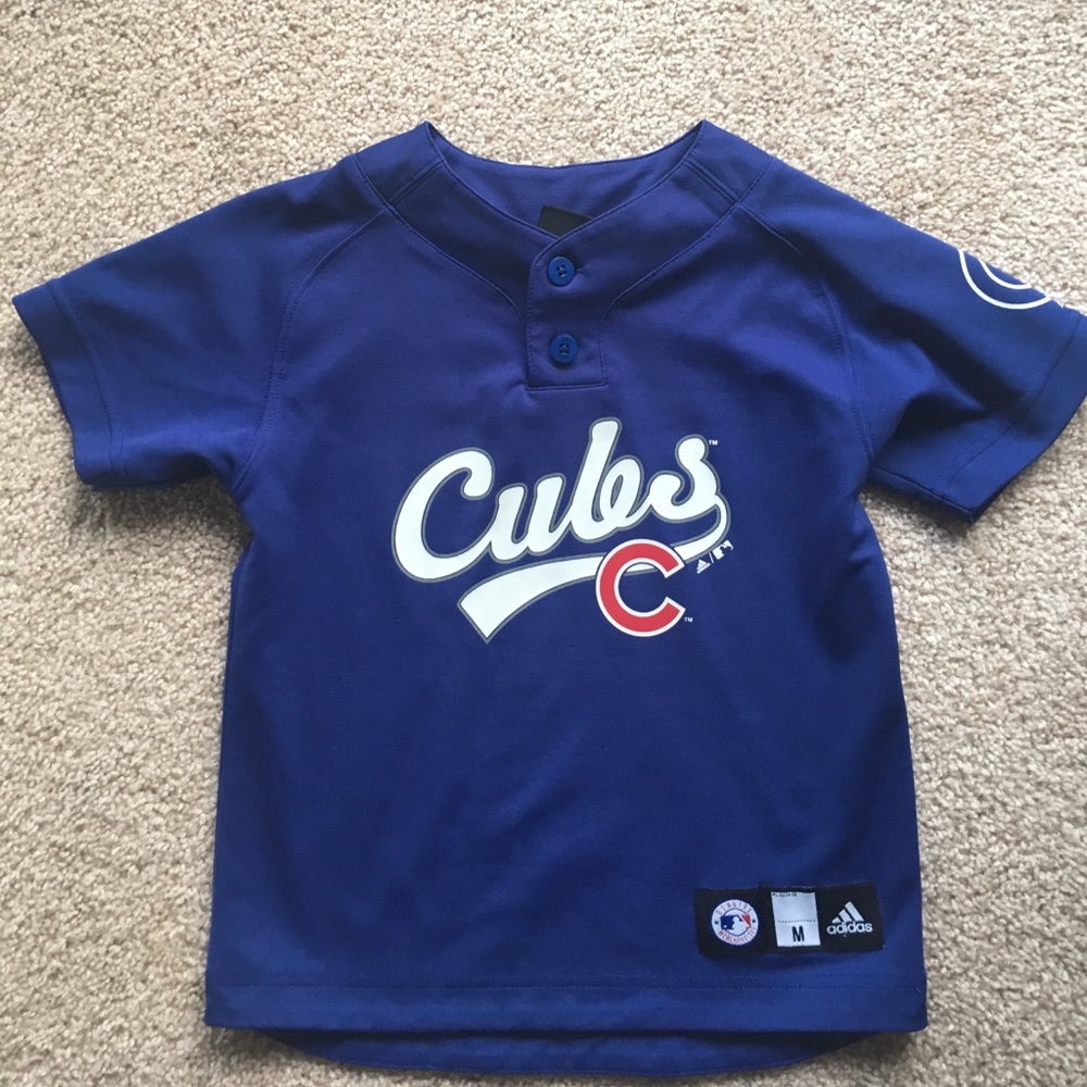 ⚾️ OFFICIAL CUBS BASEBALL TEE