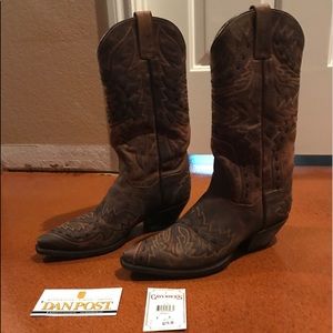 Dan Post cowgirl boots size 8 b