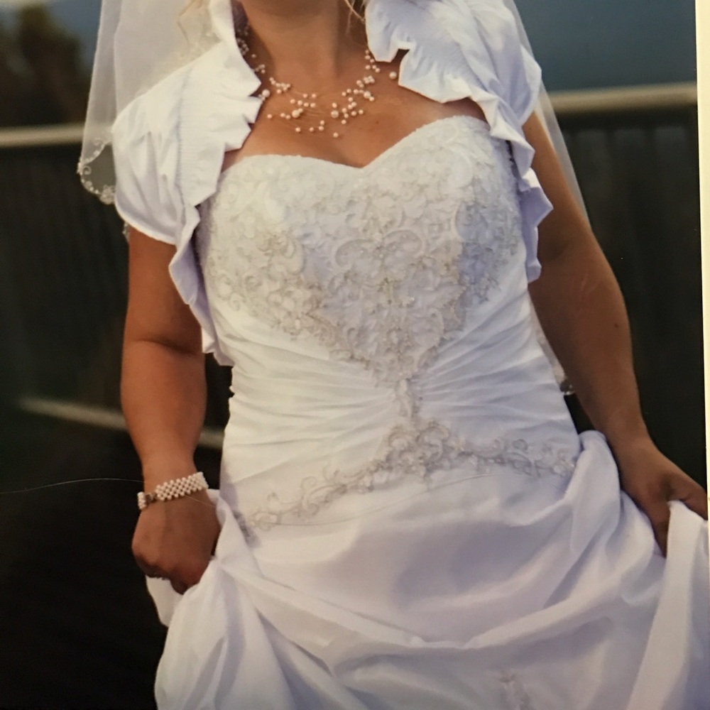 Wedding dress