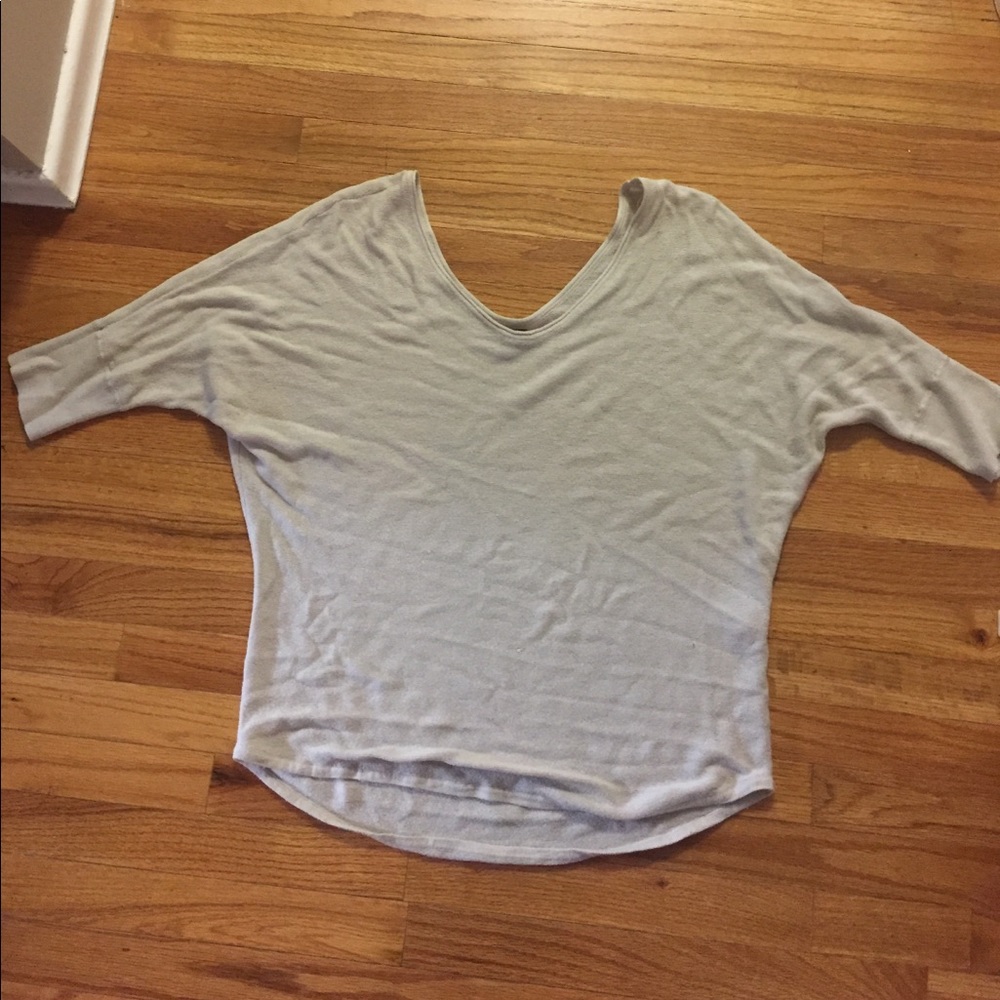Express Sweater - Picture 3 of 3