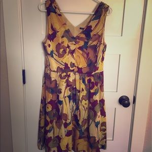 NWT Banana Republic, 10P Abstract Print Dress
