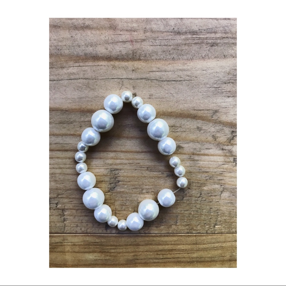Pearl bracelet bundle - Picture 3 of 4