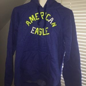 SUPER SOFT HOODIE!! Bundle two for 50$ or 20$ each