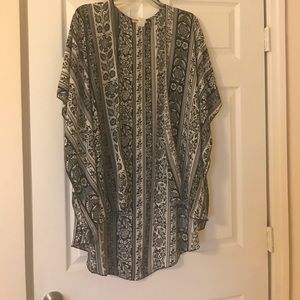 Black and white kimono