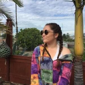 Meet your Posher, Michaela