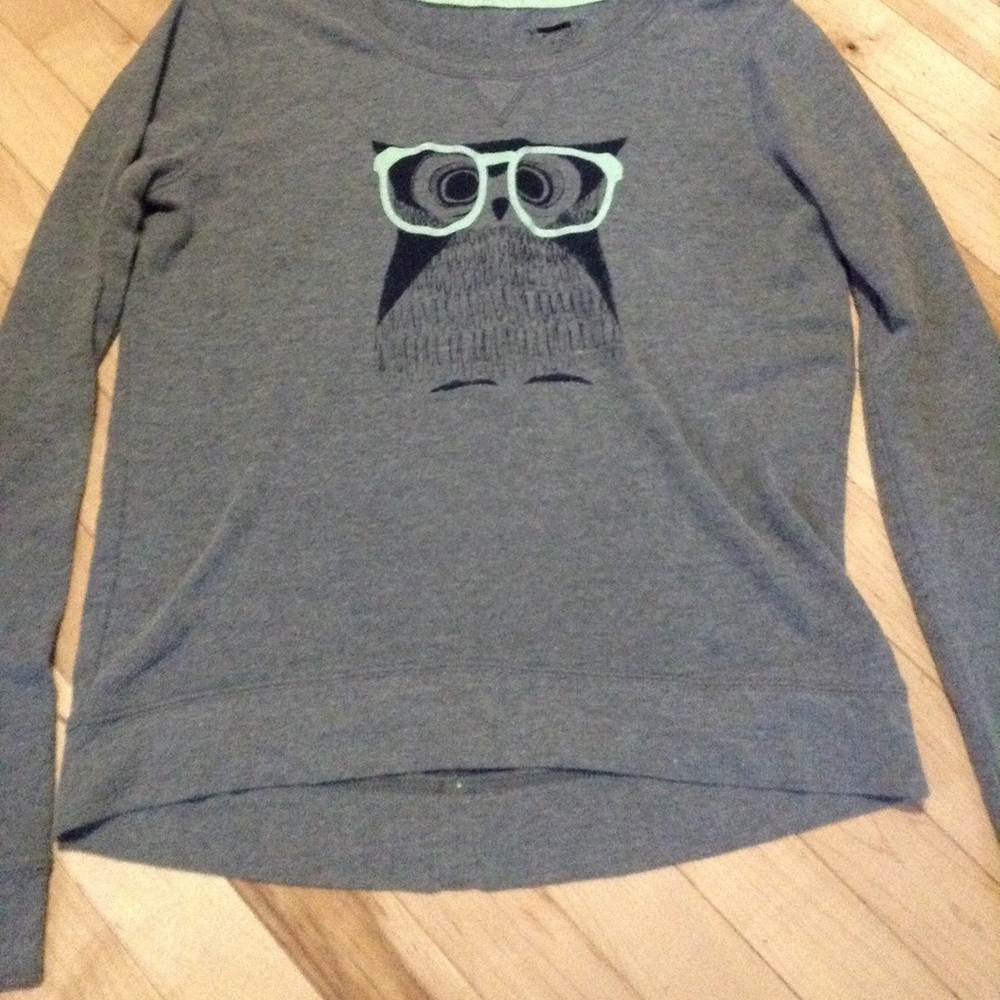 Trendy owl sweater