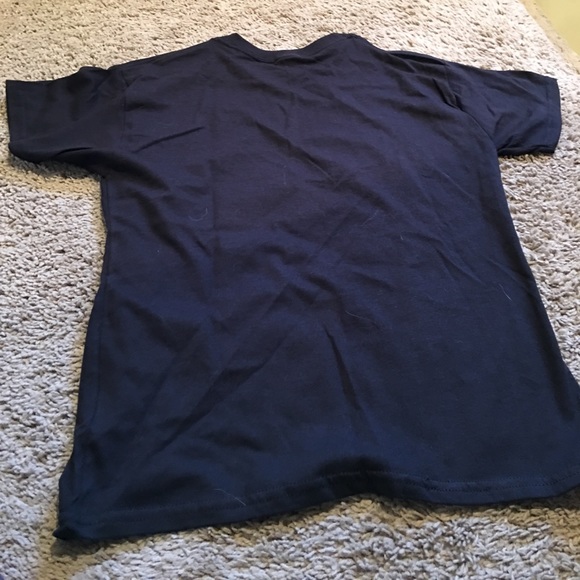 Hanes Black T-Shirt - Picture 2 of 4