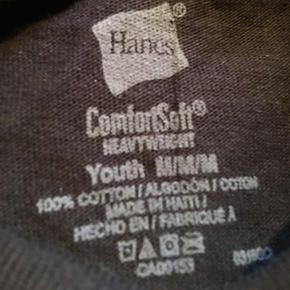 Hanes Black T-Shirt - Picture 4 of 4
