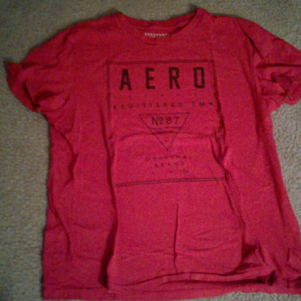 Aero red t-shirt size L