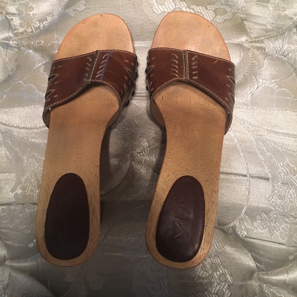 Mia shoes