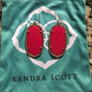 ‼️SOLD‼️ Kendra Scott Dark Red Danielles