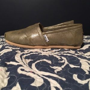 Metallic Toms