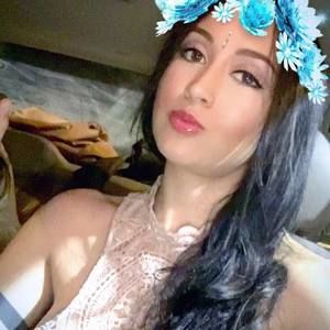 Meet your Posher, Catherine