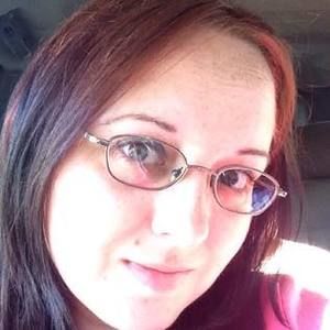 Meet your Posher, Liza