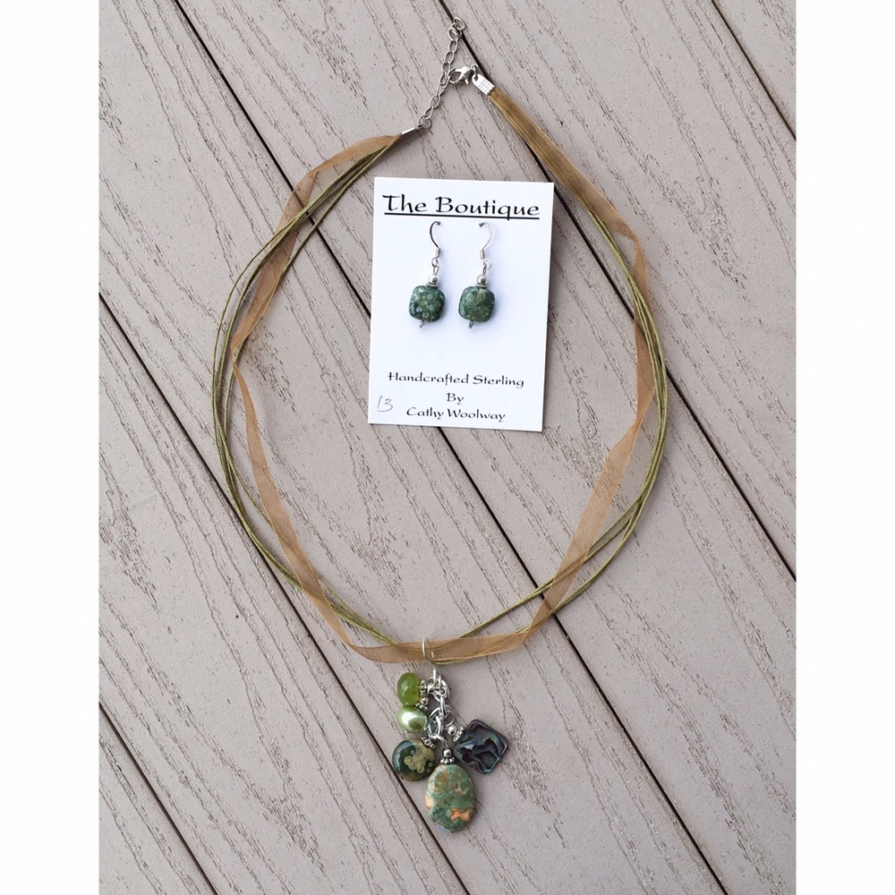 MAKE AN OFFER Set- Matching Necklace + Earrings