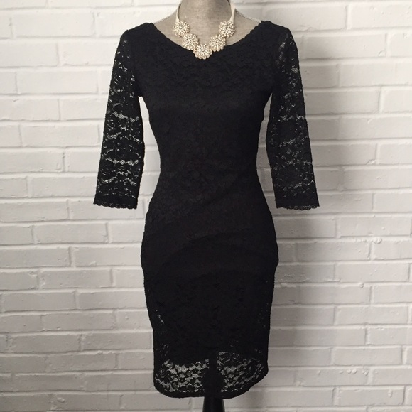 Laundry by Shelli Segal Dresses & Skirts - Laundry by Shelli Segal Lace Dress