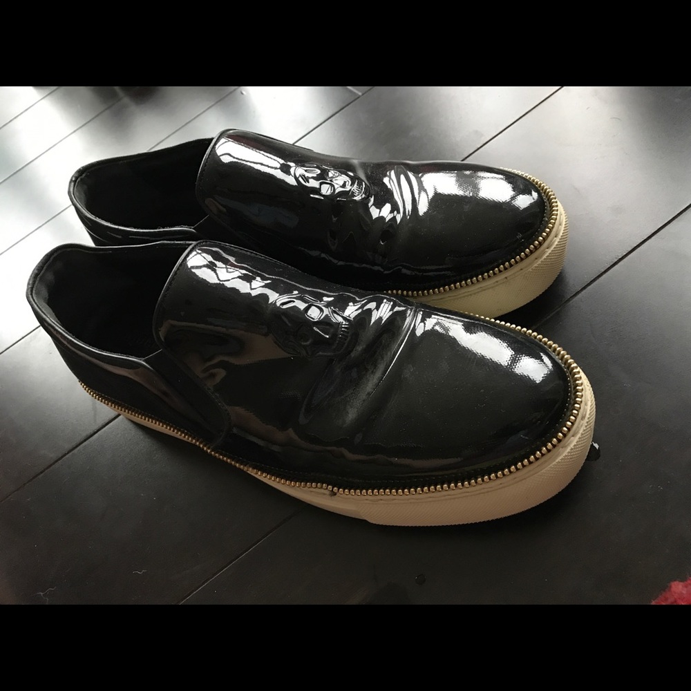 👞Alexandra McQueen black Slip On