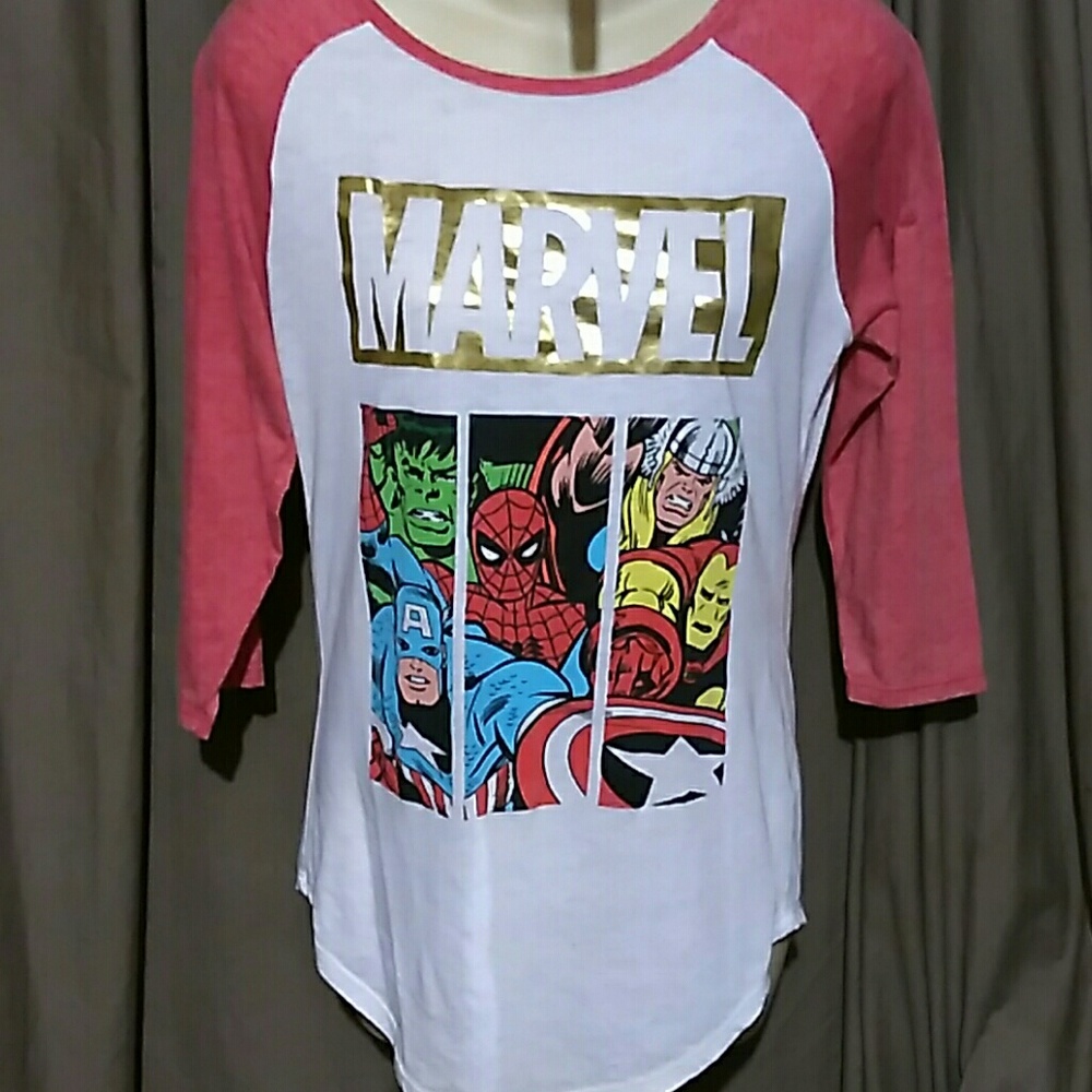 NWOT Marvel half-sleeve t-shirt