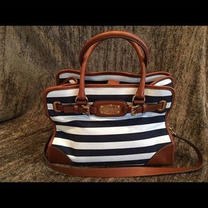 Michael Kors Hamilton Large Navy & White Stripe 💕