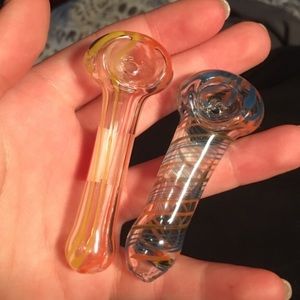 Small glass pipes