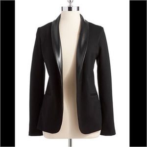 NEW Fitted blazer with leather lapel XS