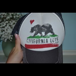 Billabong California love baseball hat!