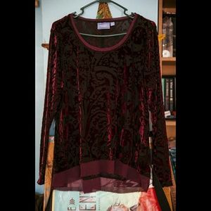 Simply Vera by Vera Wang top