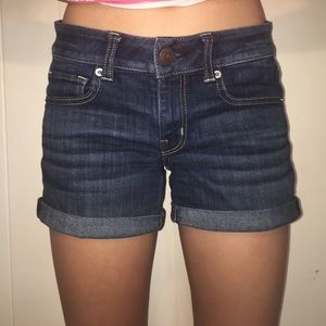 Size 6 dark wash AE shorts