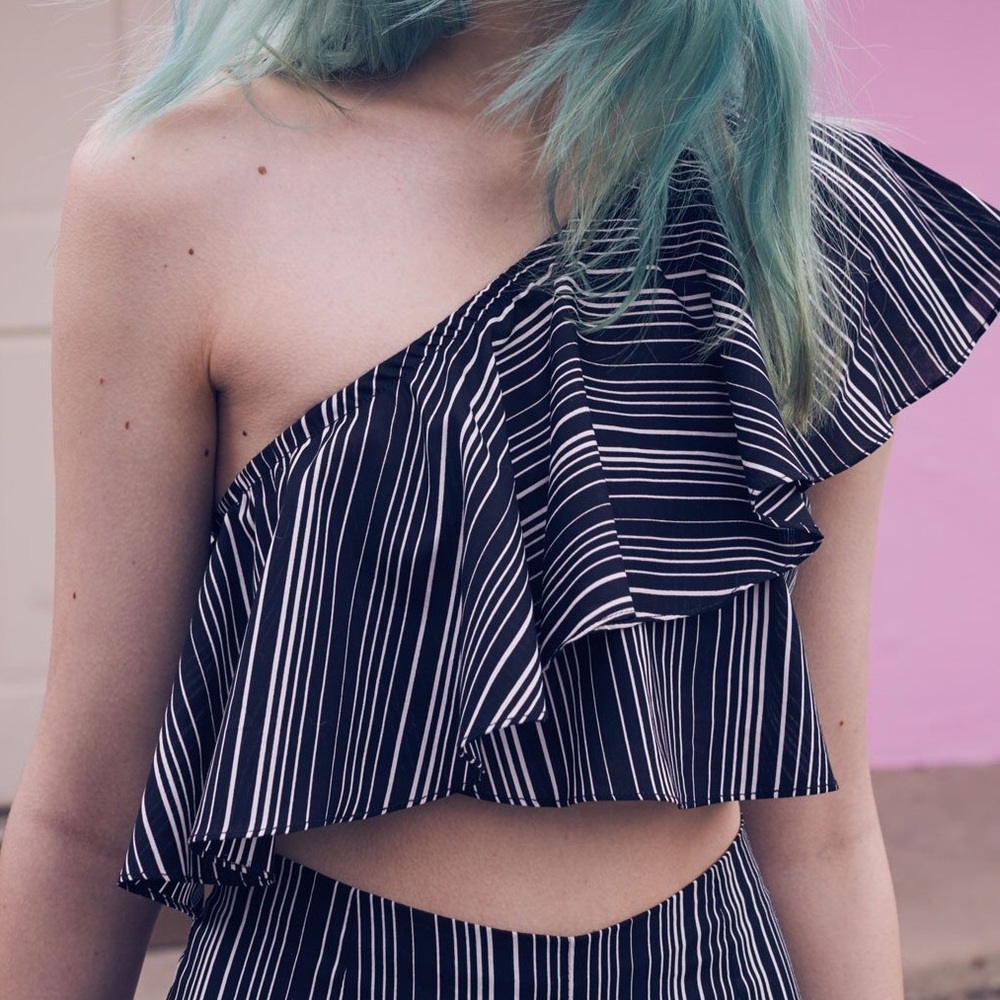 NWT For Love + Lemons Stripe Crop Top