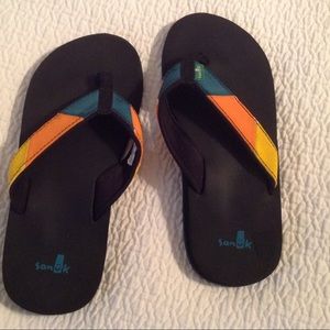 Sanuk - Boys Flip Flops  (size 3/4)