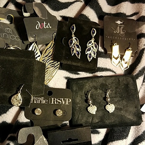 Lot of Earrings <21 pairs> Pierced Earrings - Picture 4 of 7