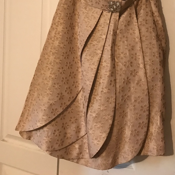GOLD WAISTBAND COCKTAIL DRESS - Picture 6 of 7