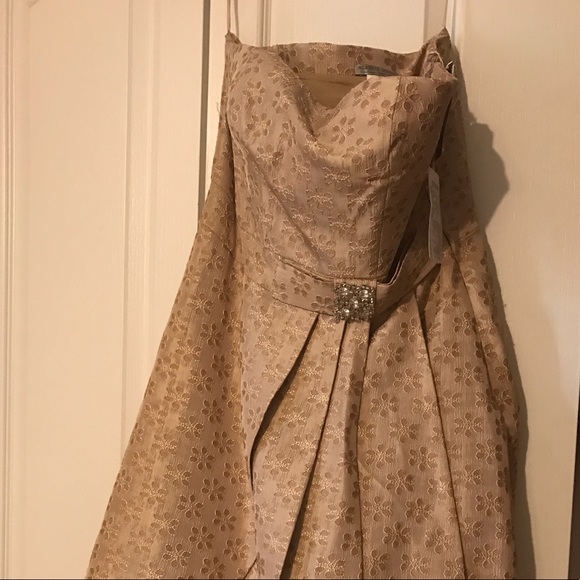 GOLD WAISTBAND COCKTAIL DRESS - Picture 7 of 7