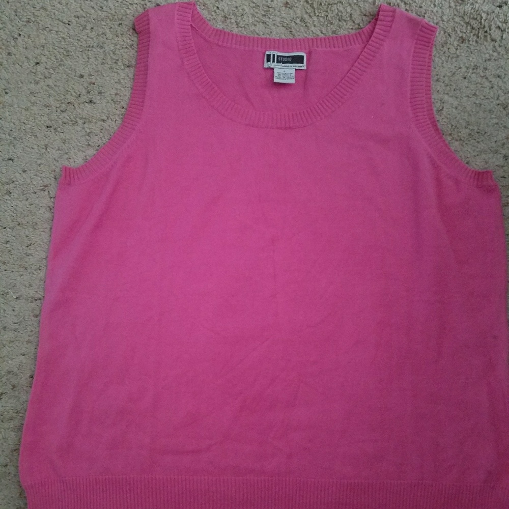 JL Studio pink sleeveless top, L.