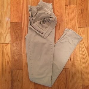 25 GAP High Rise Skinny Jeans