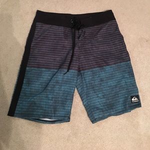 Men's board shorts