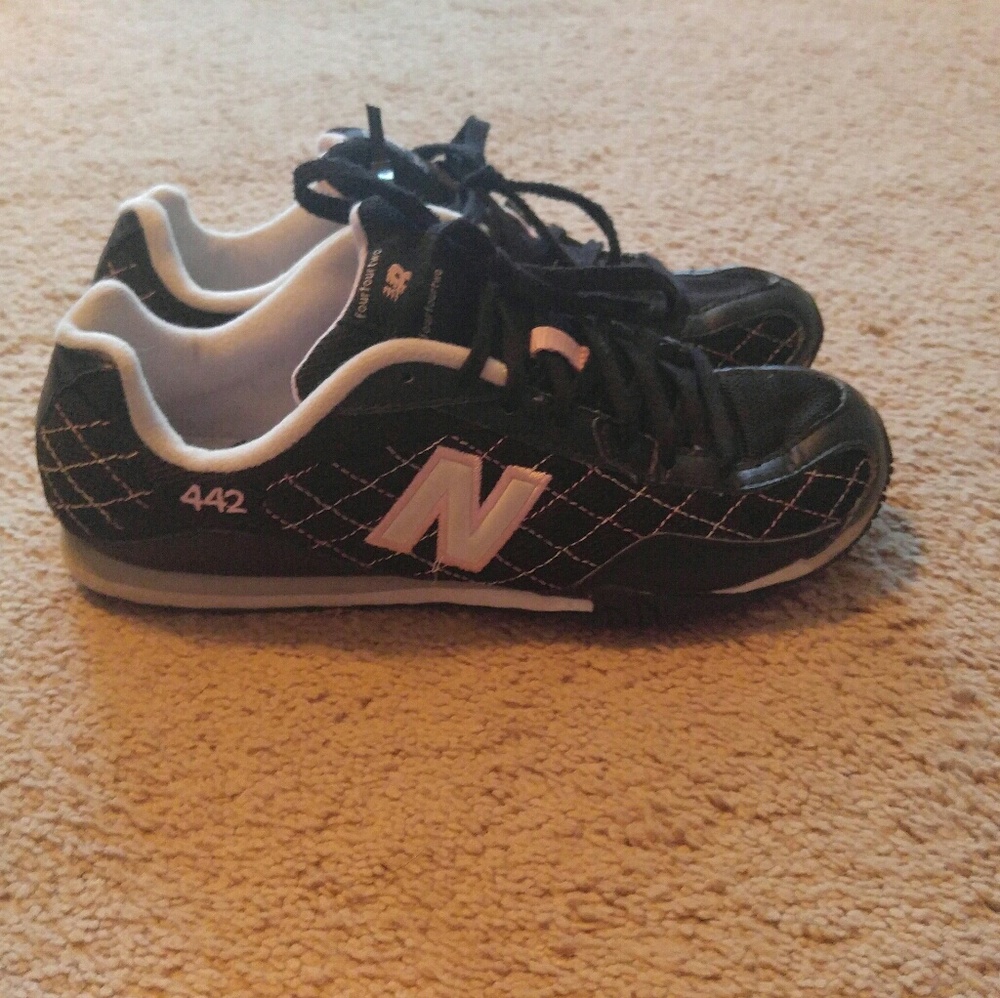 New Balance Sneakers