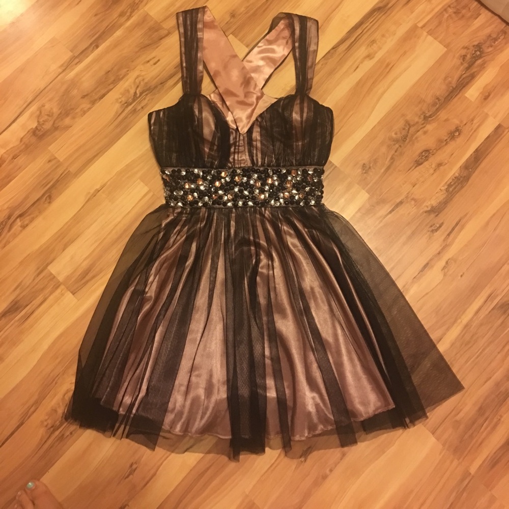 Trixxi dress