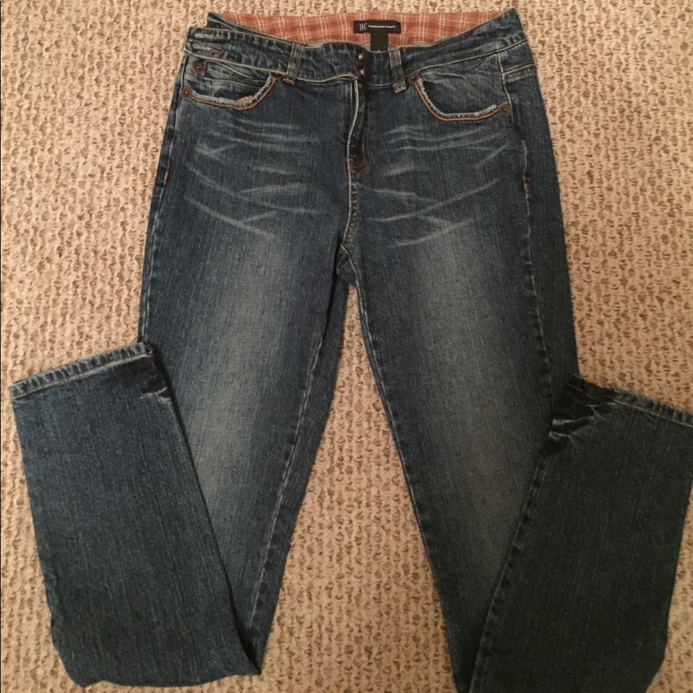 ❤️. INC STRAIGHT LEG DISTRESSED JEANS