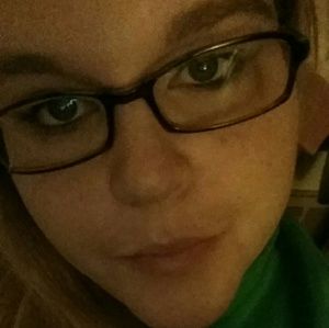 Meet your Posher, Meagan