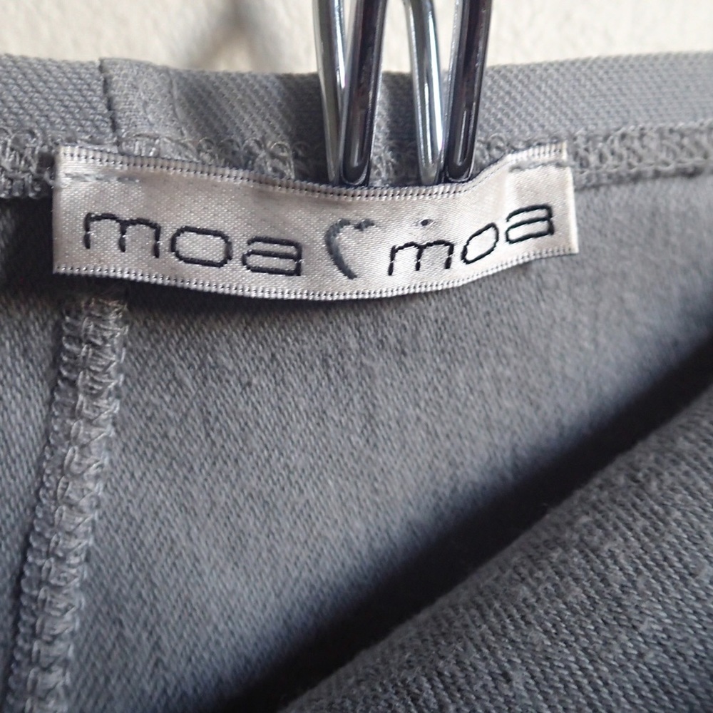 Moa Moa from Dillard's grey stretch pencil skirt - Picture 5 of 6