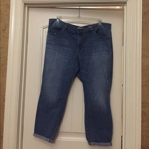 Jessica Simpson skinny crop jean