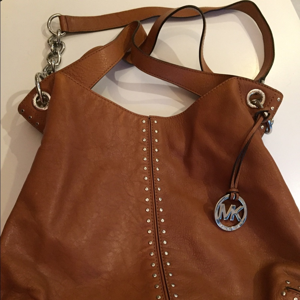 Michael Kors purse - Picture 1 of 3