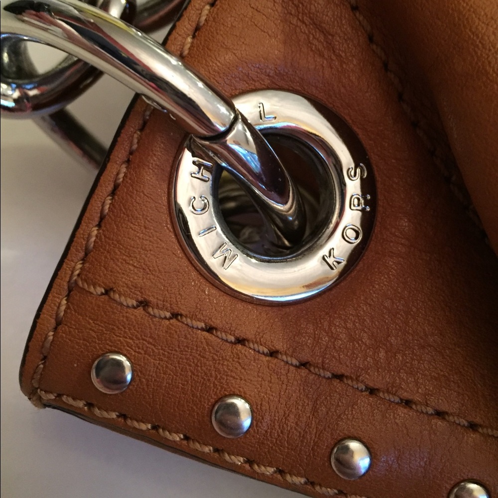 Michael Kors purse - Picture 2 of 3
