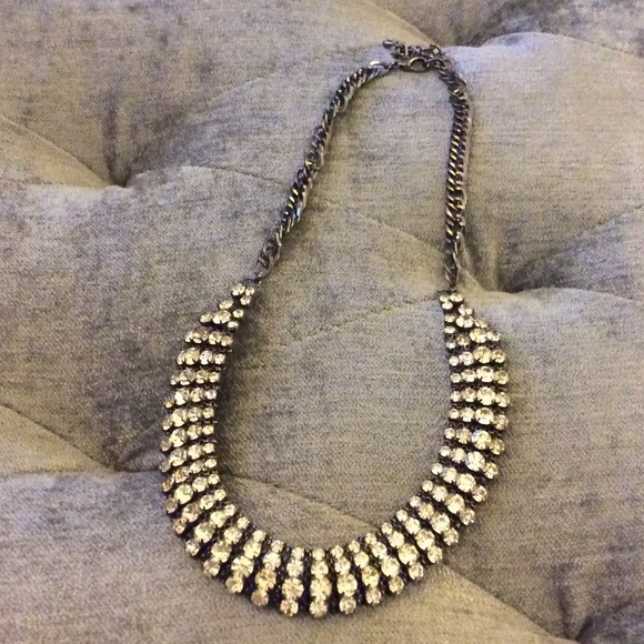 Crystal Collar Necklace - Picture 5 of 8