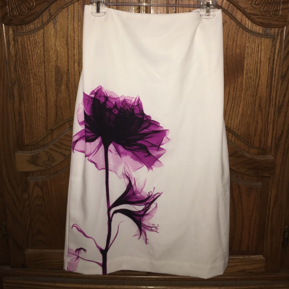 Flower pencil skirt.