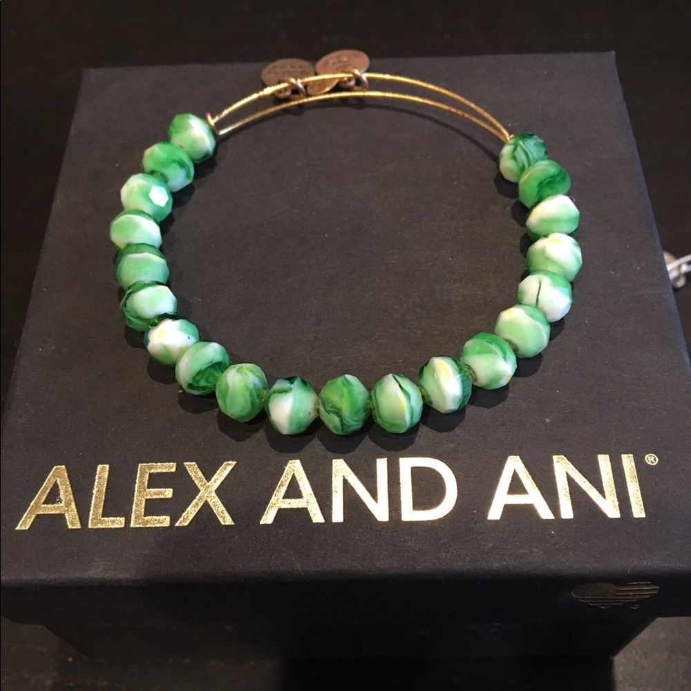 Alex and Ani Lime Sunburst Russian Bead Bracelet