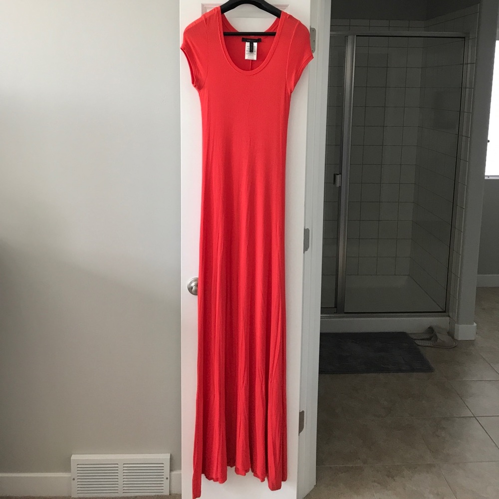BCBG MaxAzria Coral Maxi!