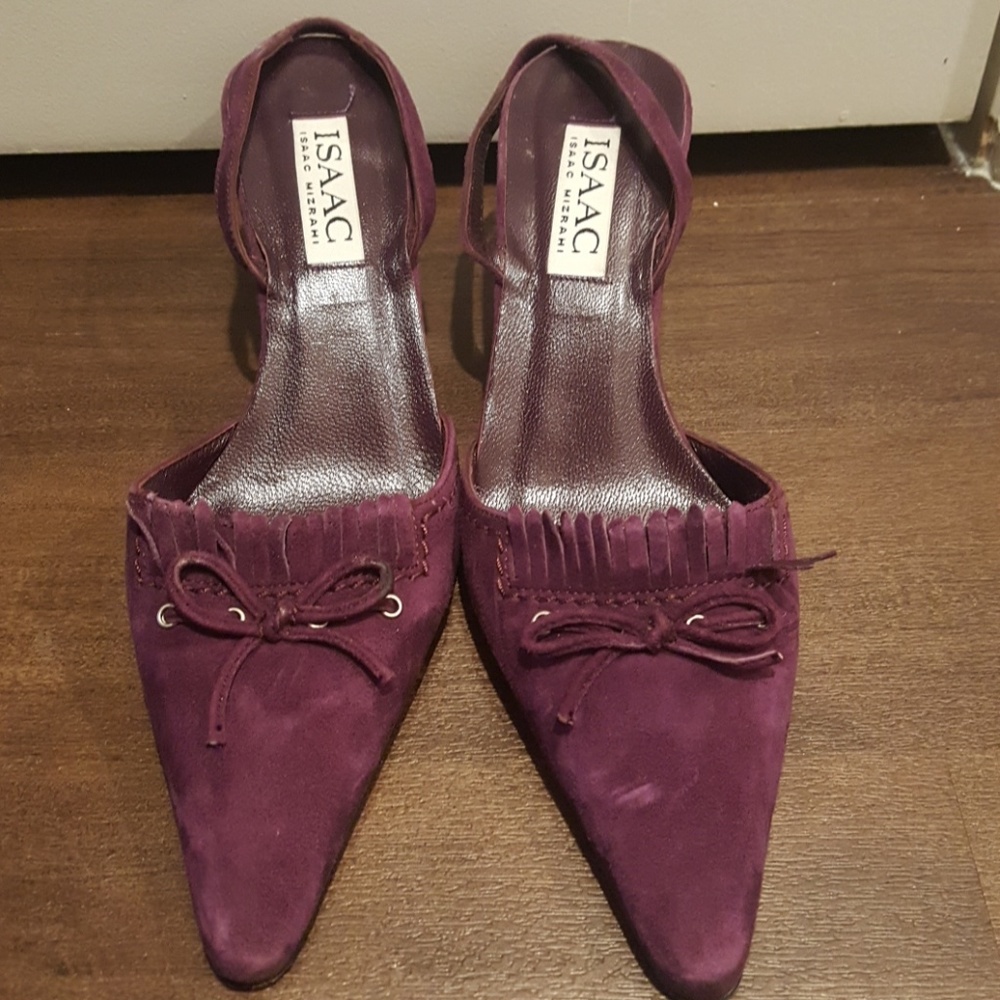Isaac Mizrahi purple suede heels